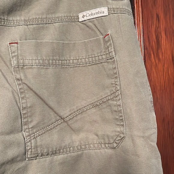 Men’s Columbia Omni-Shield Pants, 38x30 - Picture 3 of 10